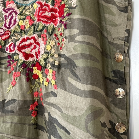 Johnny Was Adeline Embroidered Linen Camo Print Shift Dress w Side Buttons Med. - Picture 6 of 16